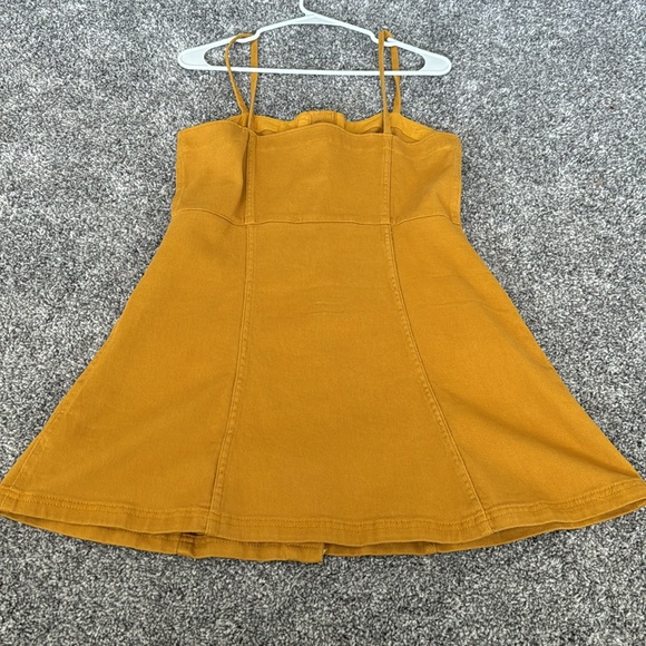 NWT H&M Dress - Picture 2 of 4